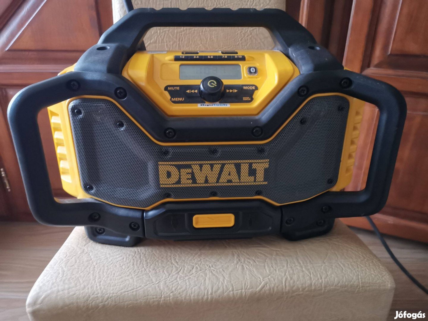 Rádió Dewalt (Bluetooth)