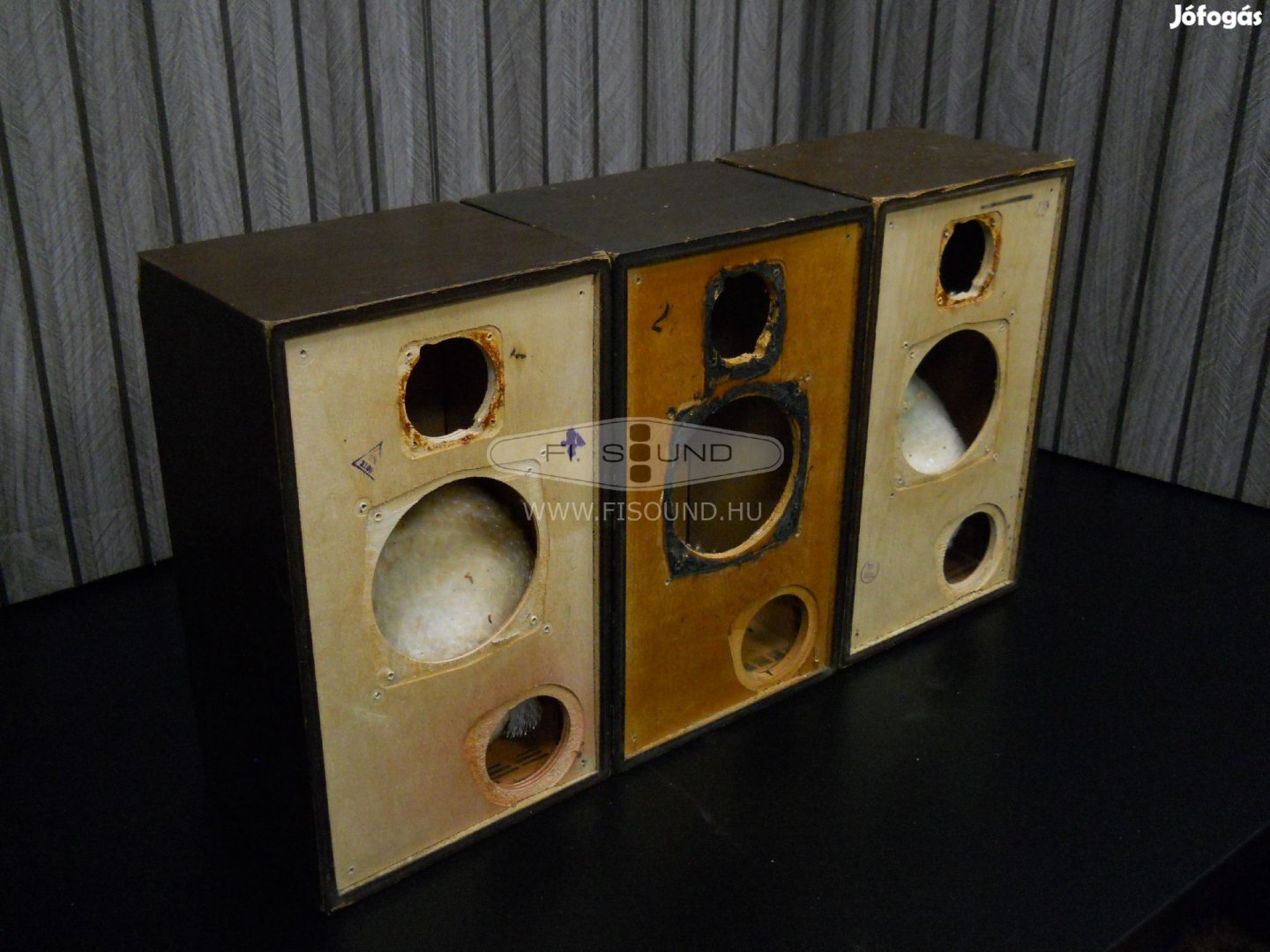 Radiotechnika S-30 ,üres hangfal doboz, 3db rendelhető