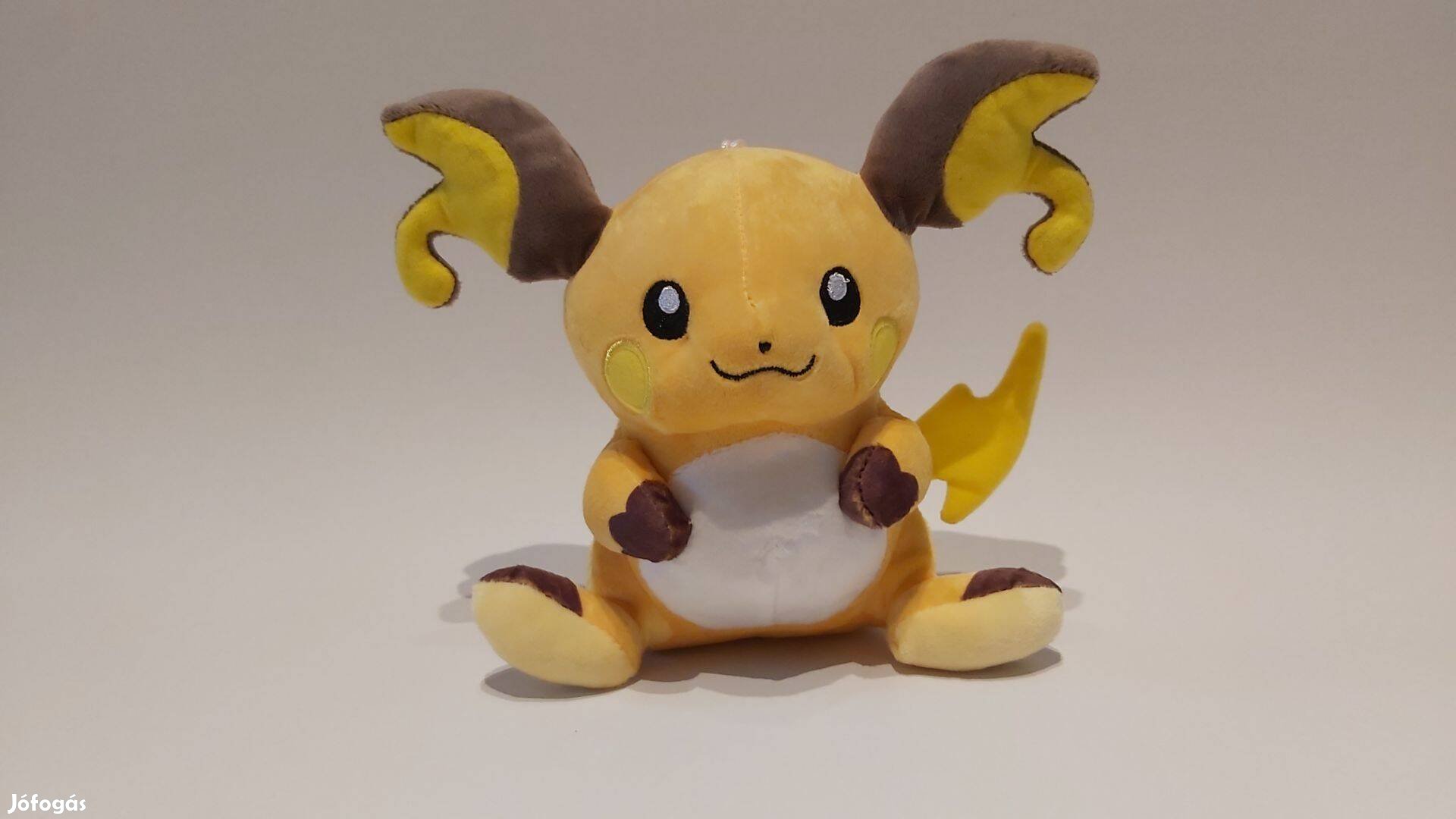 Raichu pokémon plüss 20cm Új számlával Készleten Pokemon