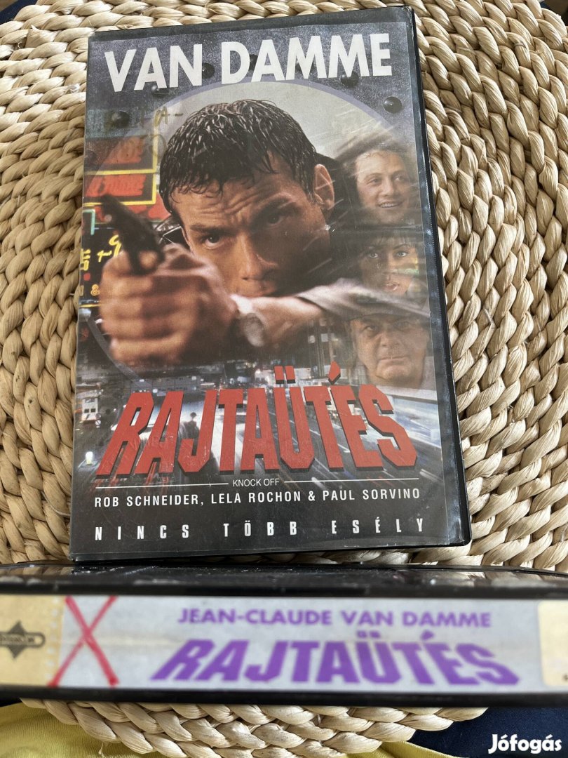 Rajtaütés vhs