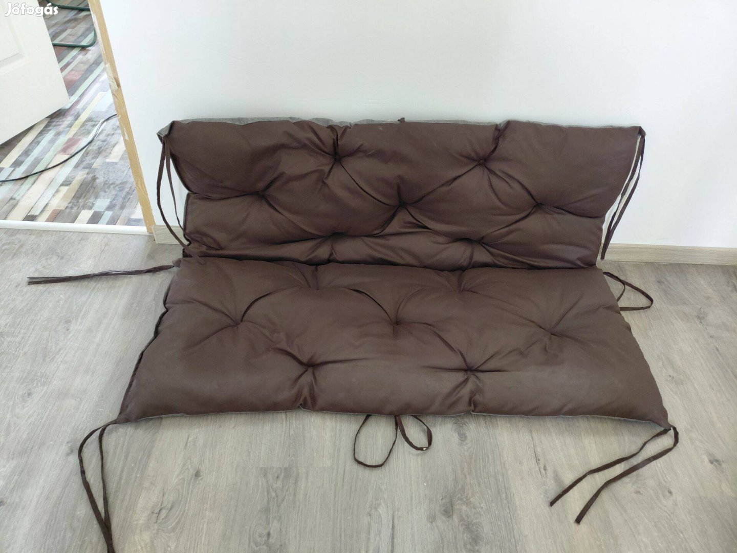 Raklap ülőgarnitúra párna