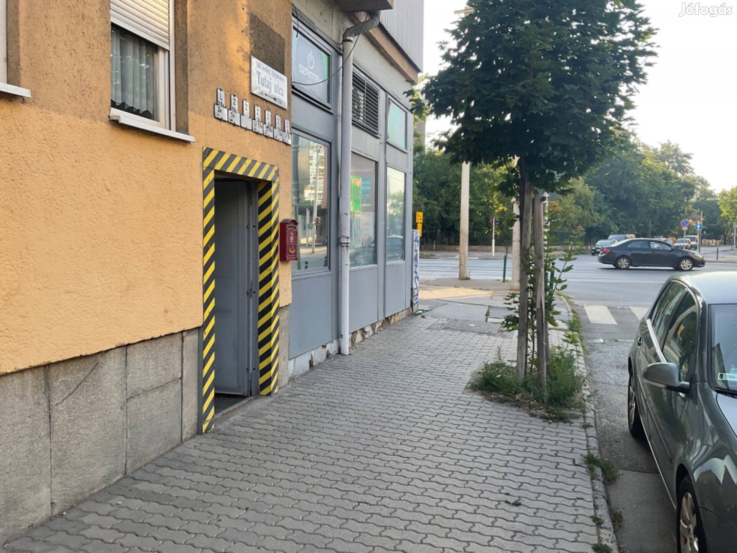 Raktár, pince eladó!