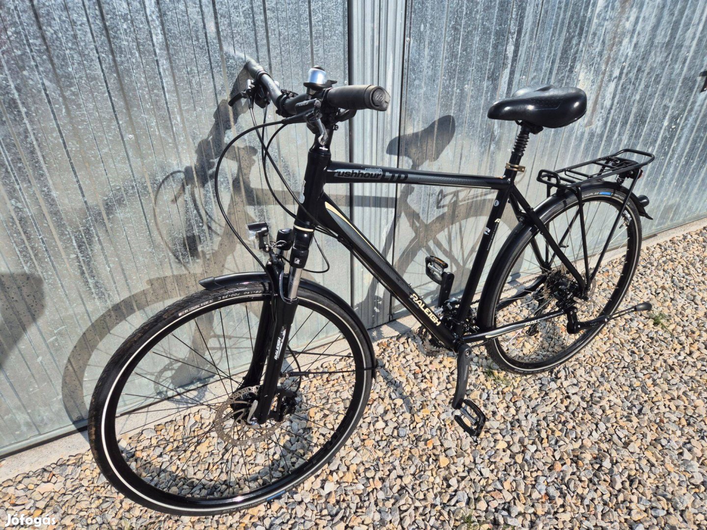 Raleigh 28" férfi alu trekking kerékpár bicikli tárcsafék teleszkóp