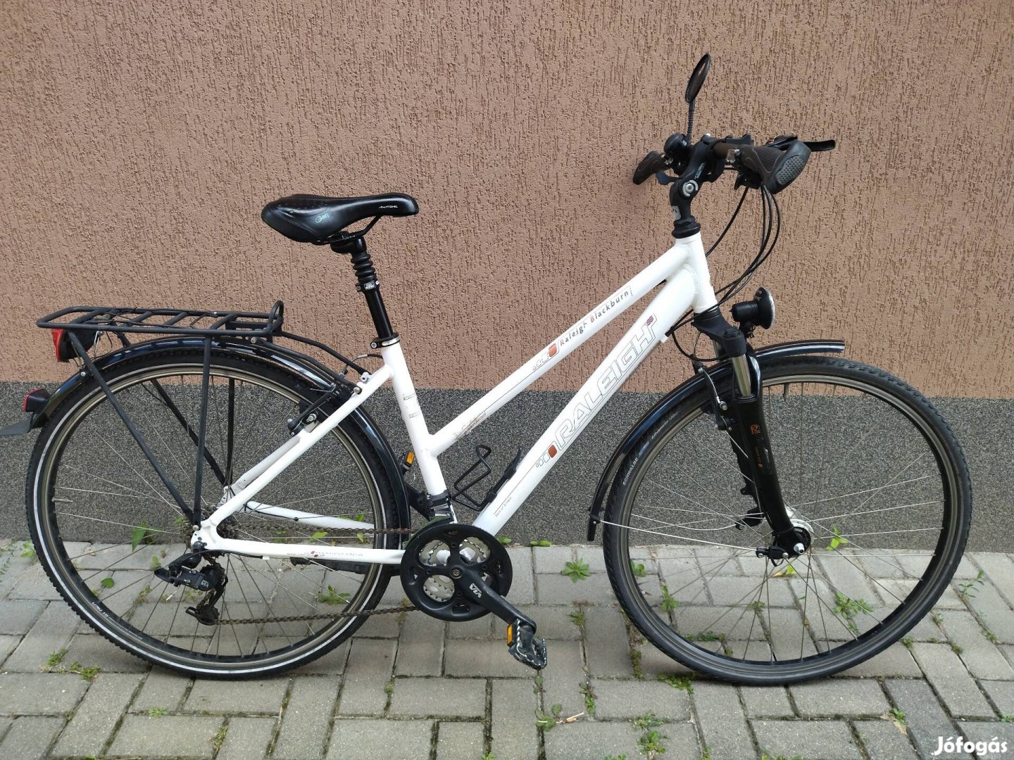 Raleigh 28 as női trekking kerékpár