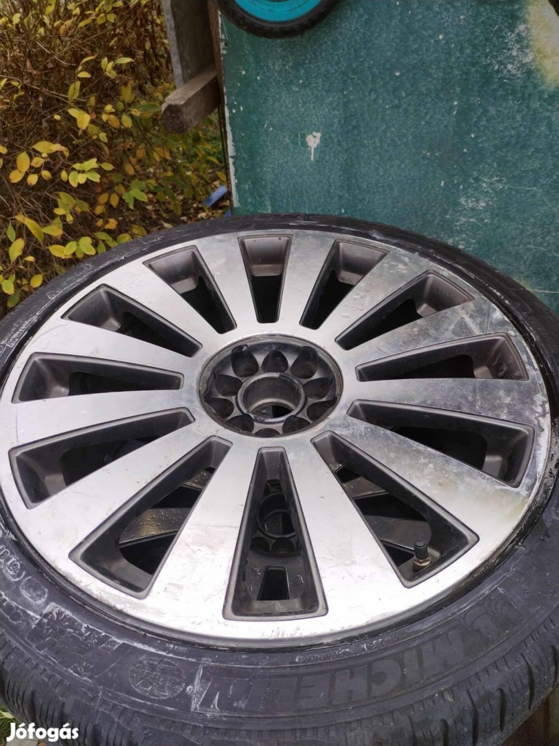 Ramses 19 téligumival