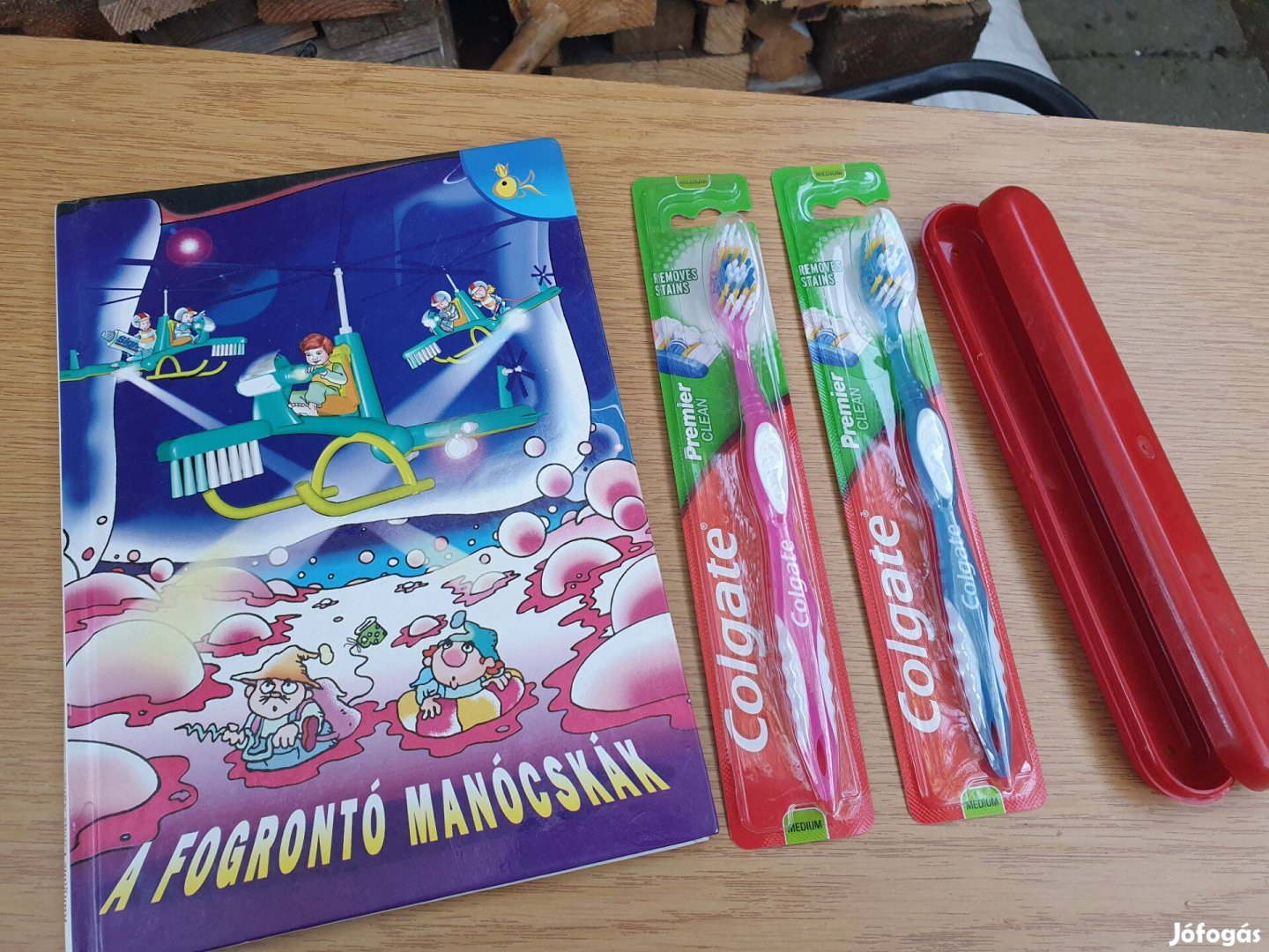 Rangáné Lovas Ágnes: A fogrontó manócskák + fogkefék