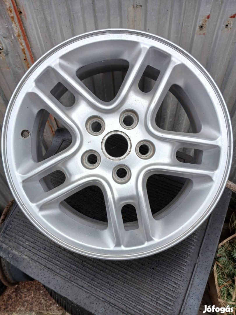 Range Rover garnitúra 5x108x17. 