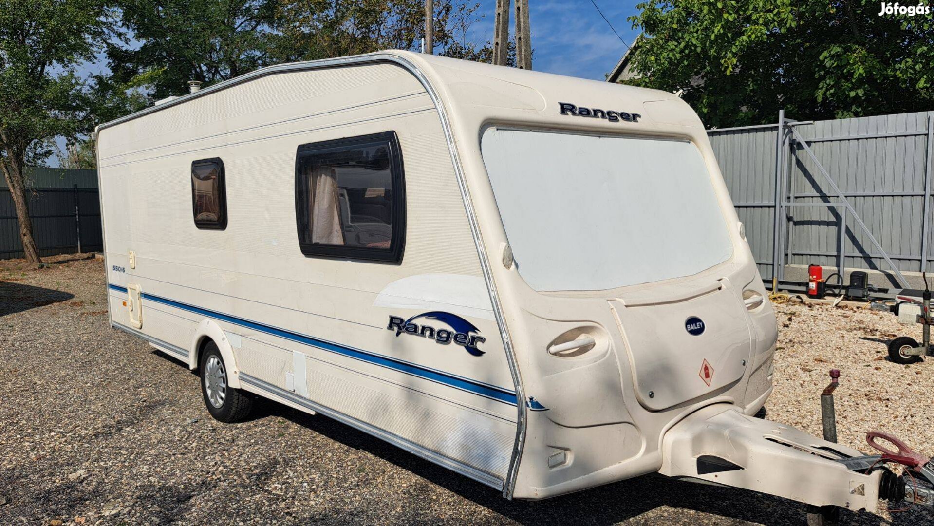 Ranger 550 lakókocsi telepítési célra!