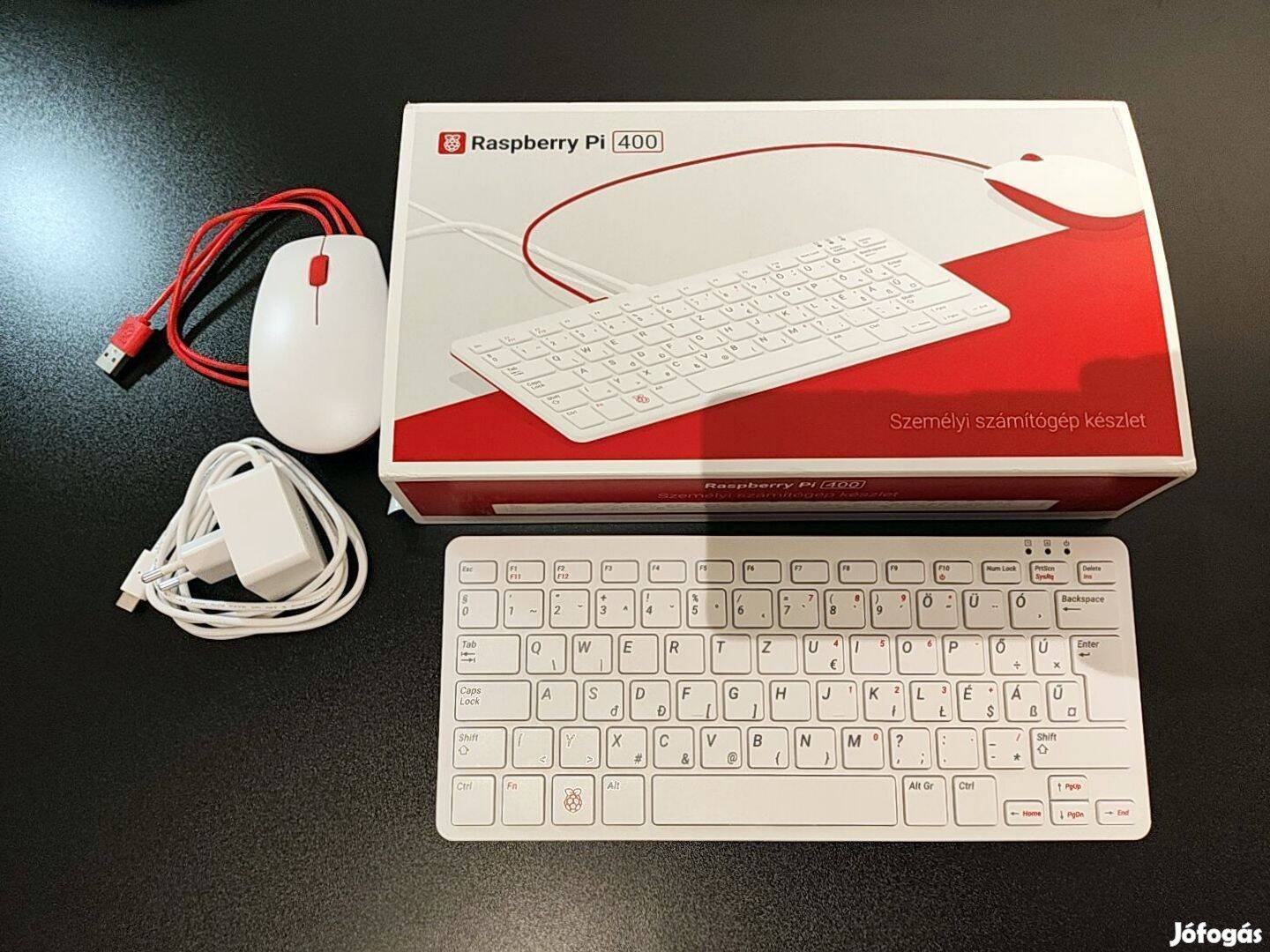 Raspberry Pi 400 számítógép készlet magyar billentyűzettel