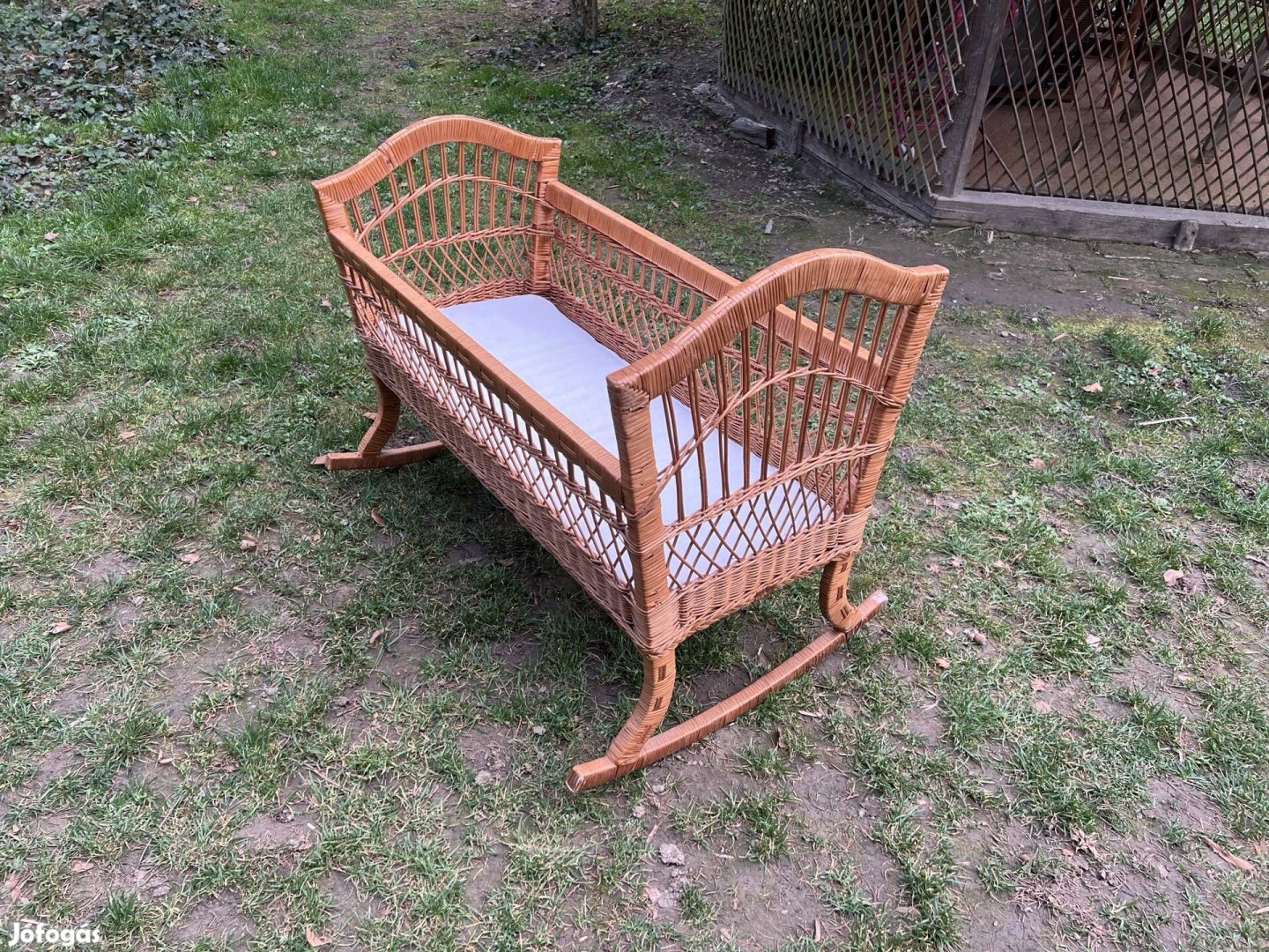 Rattan bölcső eladó