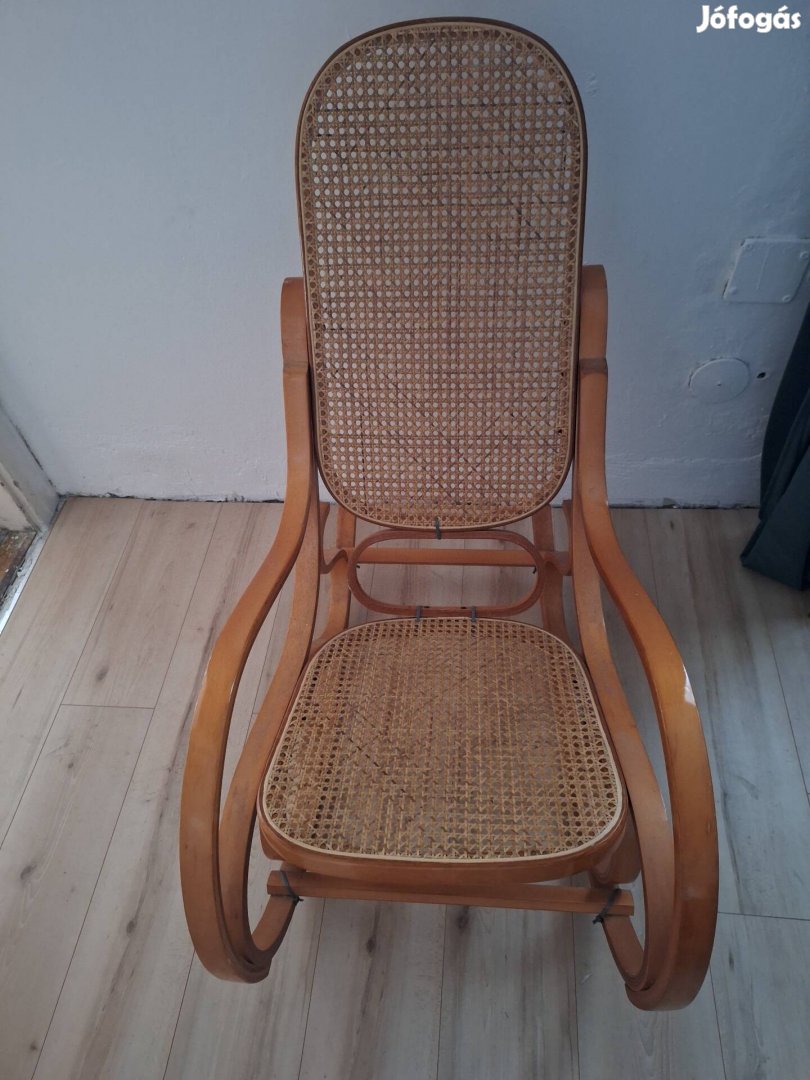 Rattan hintaszék