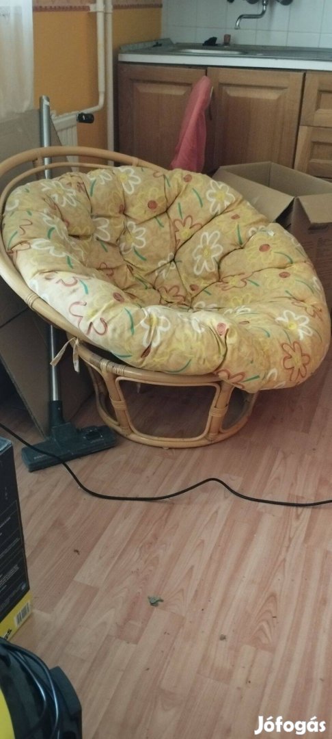 Rattan kagyló fotel