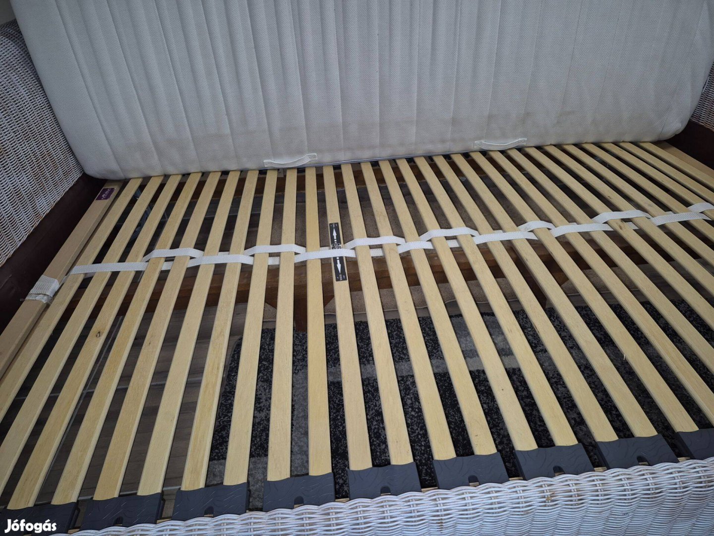 Rattan stilusú franciaágy