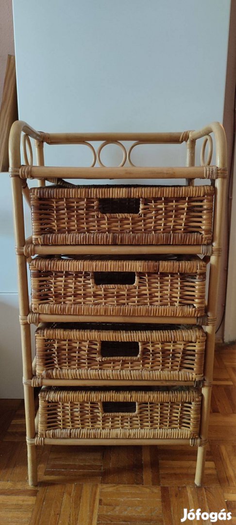 Rattan szekrény