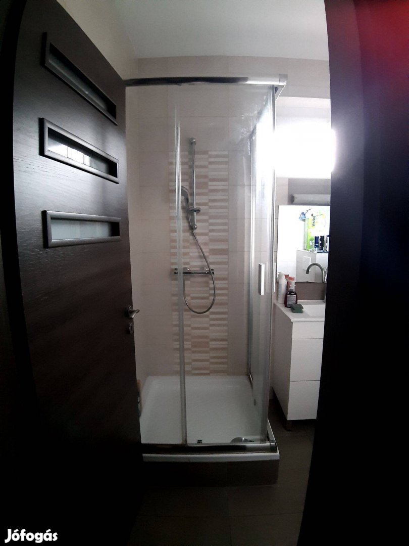 Ravak 90x90cm-es zuhanykabin, tálcával