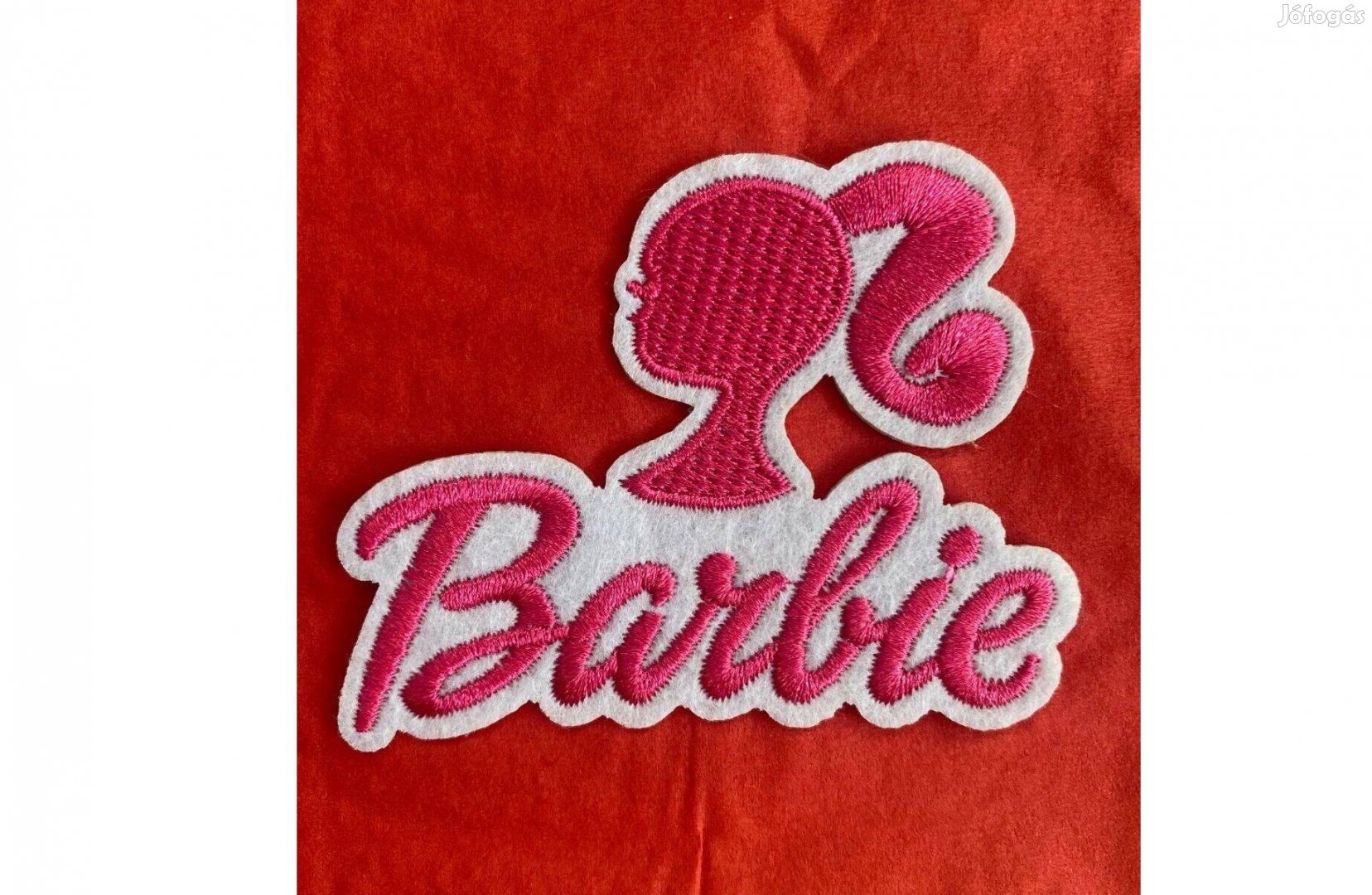 Rávasaló ruhára vasalható folt felvarró hímzett Barbie 75x60 mm