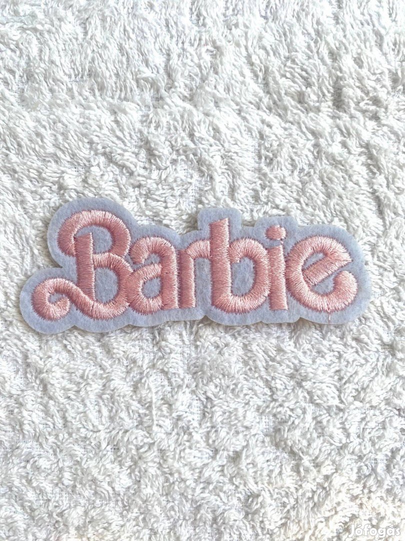 Rávasaló ruhára vasalható folt felvarró hímzett Barbie 83x31 mm
