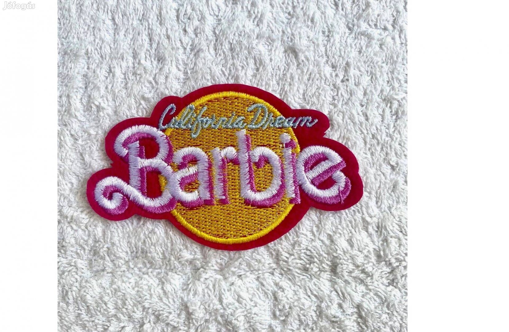Rávasaló ruhára vasalható folt felvarró hímzett Barbie 85x50 mm