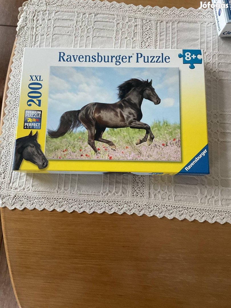 Ravensburger Lovas puzzle kirakó 200