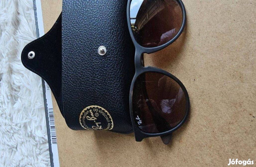 Ray-Ban Erika RB4171 865/13 napszemüveg új gyári csomagolás