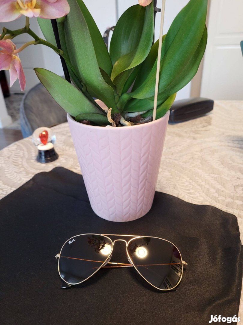 Ray-Ban RB3025 GOLD 001/33 Large Metal /Aviator Napszemüveg