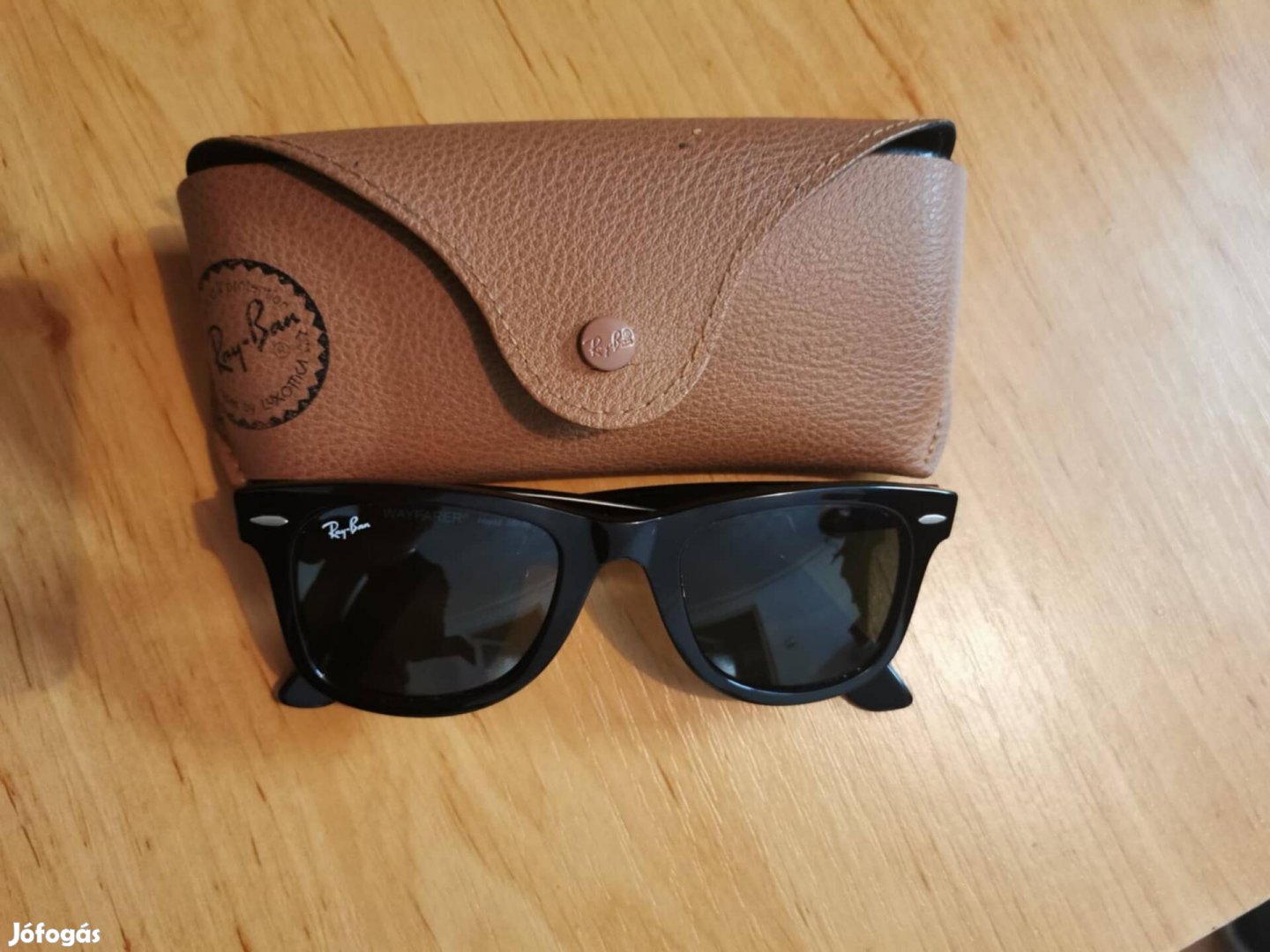 Ray Ban Wayfarer Polarizált Lencse Napszemüveg eladó, cserélhető.