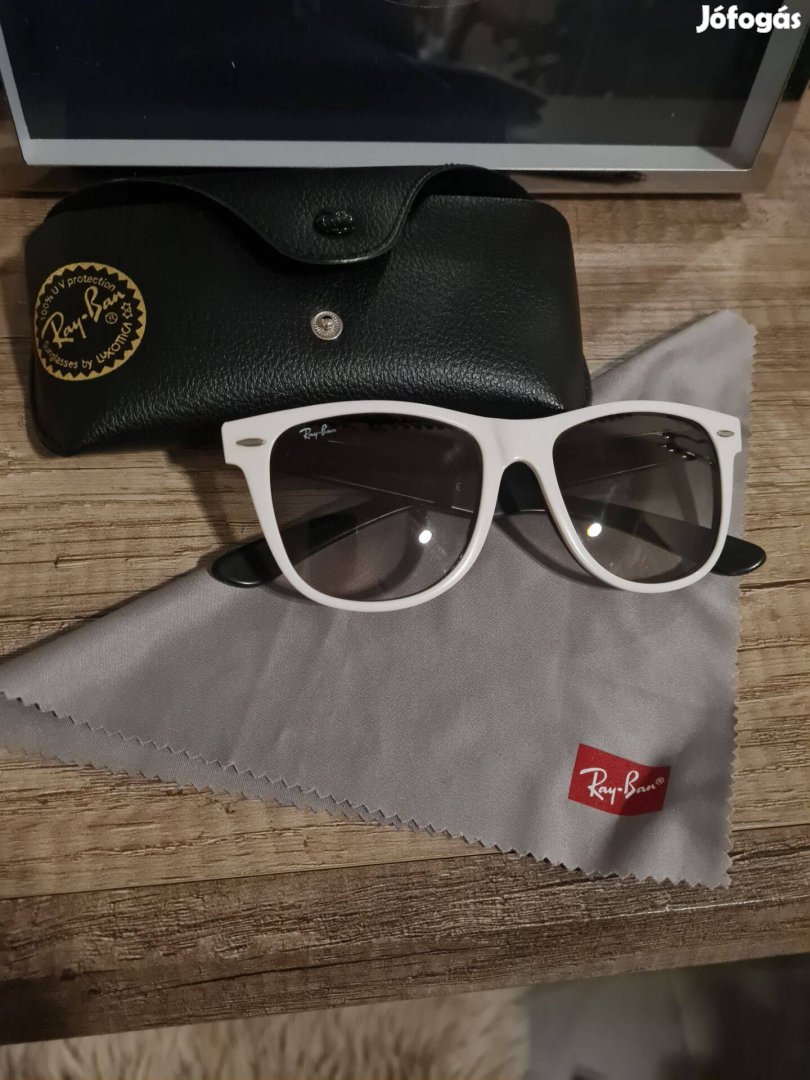 Ray Ban Wayfarer RB2140 unisex fehér napszemüveg