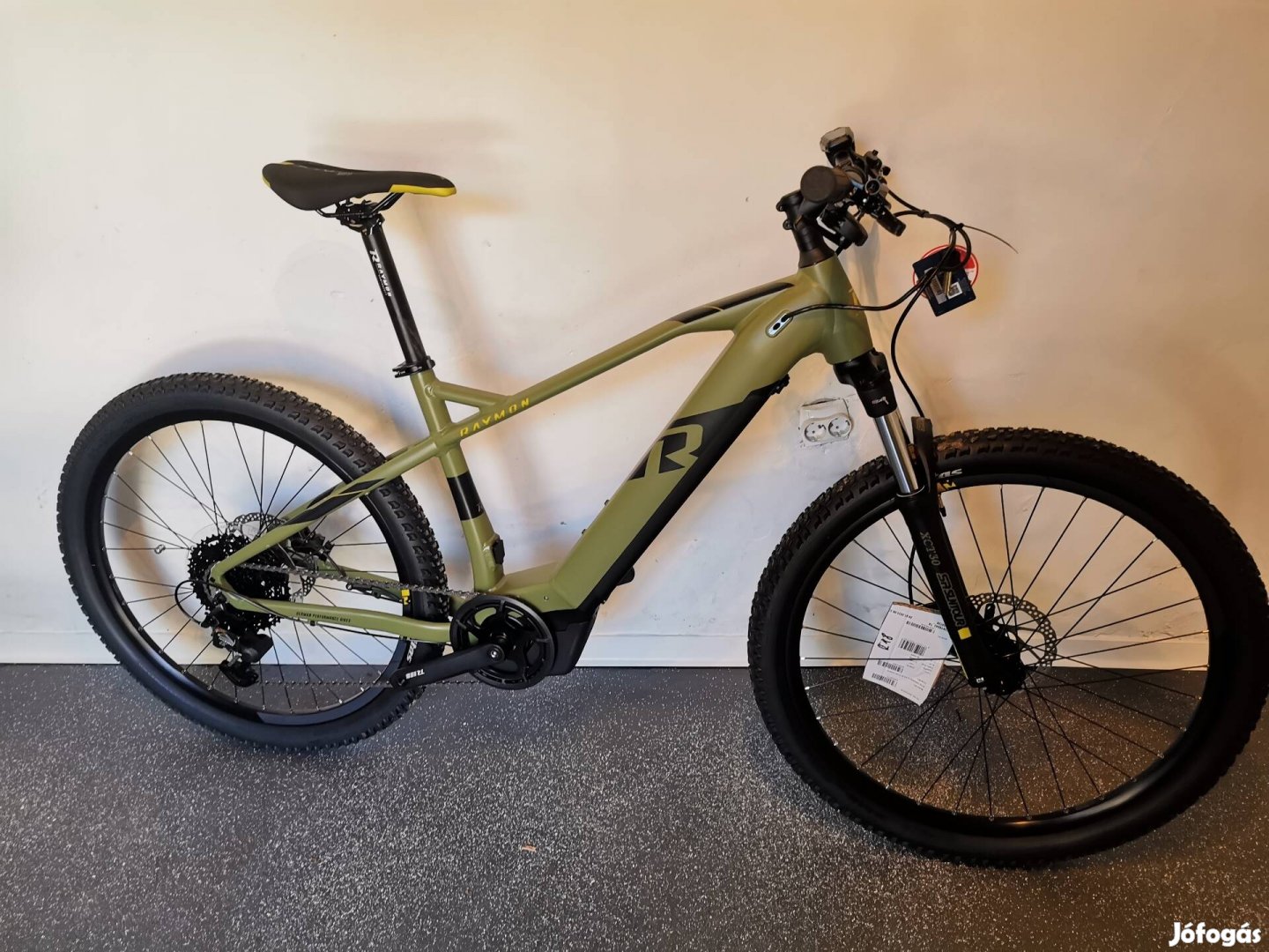 Raymon 27,5" férfi emtb ebike elektromos mtb kerékpár Yamaha e-bike