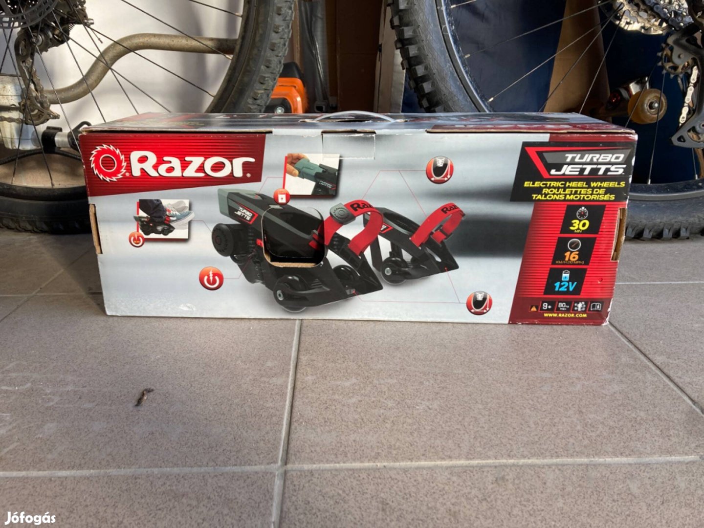 Razor Turbo Jetts elektromos görkorcsolya