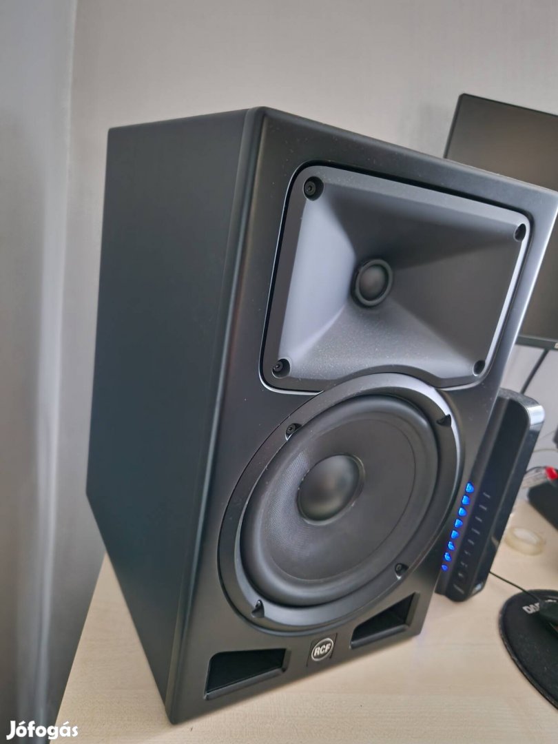 Rcf Ayra Pro 8 Studio Monitor 