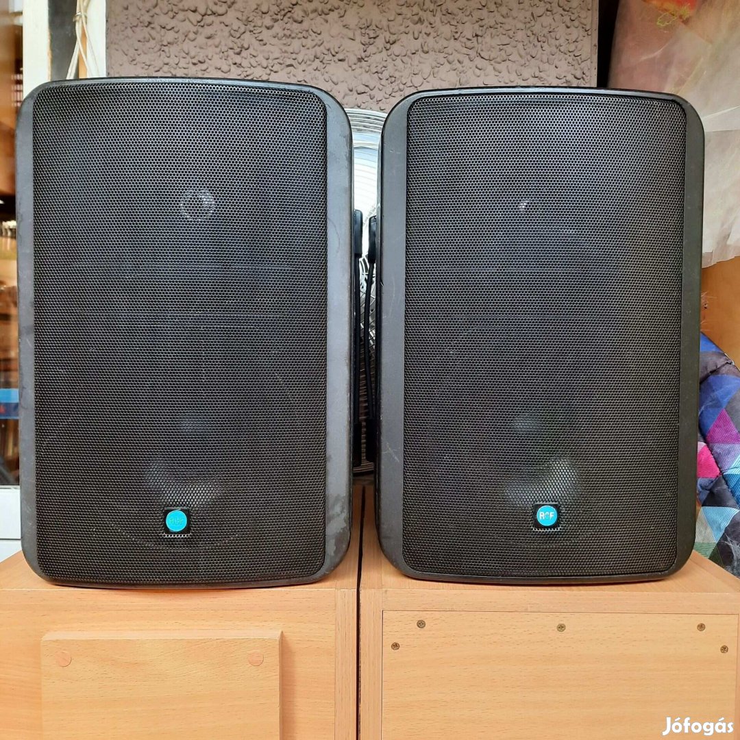 Rcf Monitor 8 hangfalpár eladó 2db hangfal fogantyúval