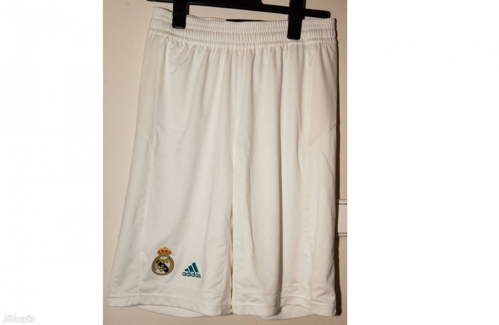 Real Madrid 3/4es eredeti adidas rövid nadrág (XL, 176)