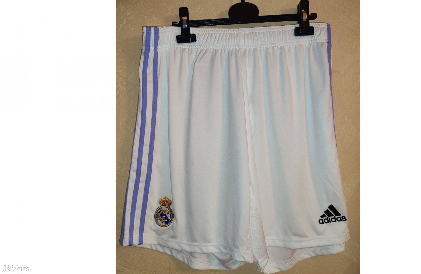 Real Madrid eredeti adidas fehér lila rövid nadrág (L)