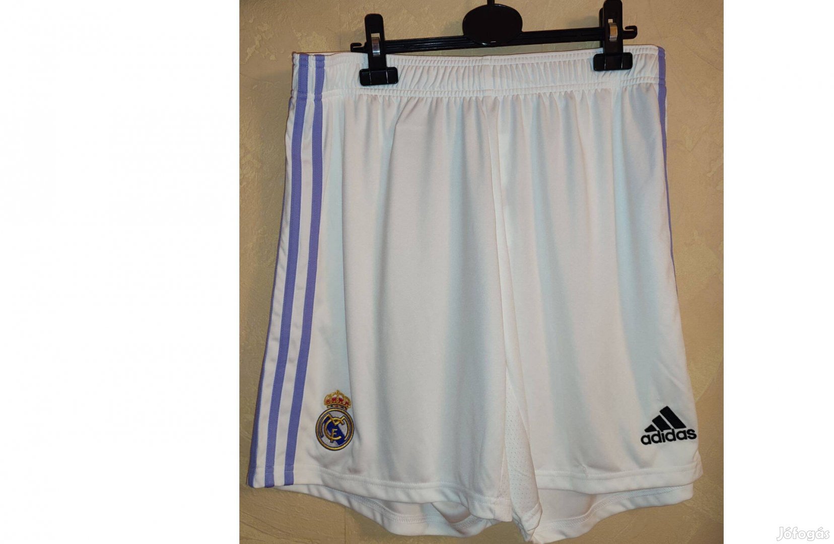 Real Madrid eredeti adidas fehér lila rövid nadrág (L-es)