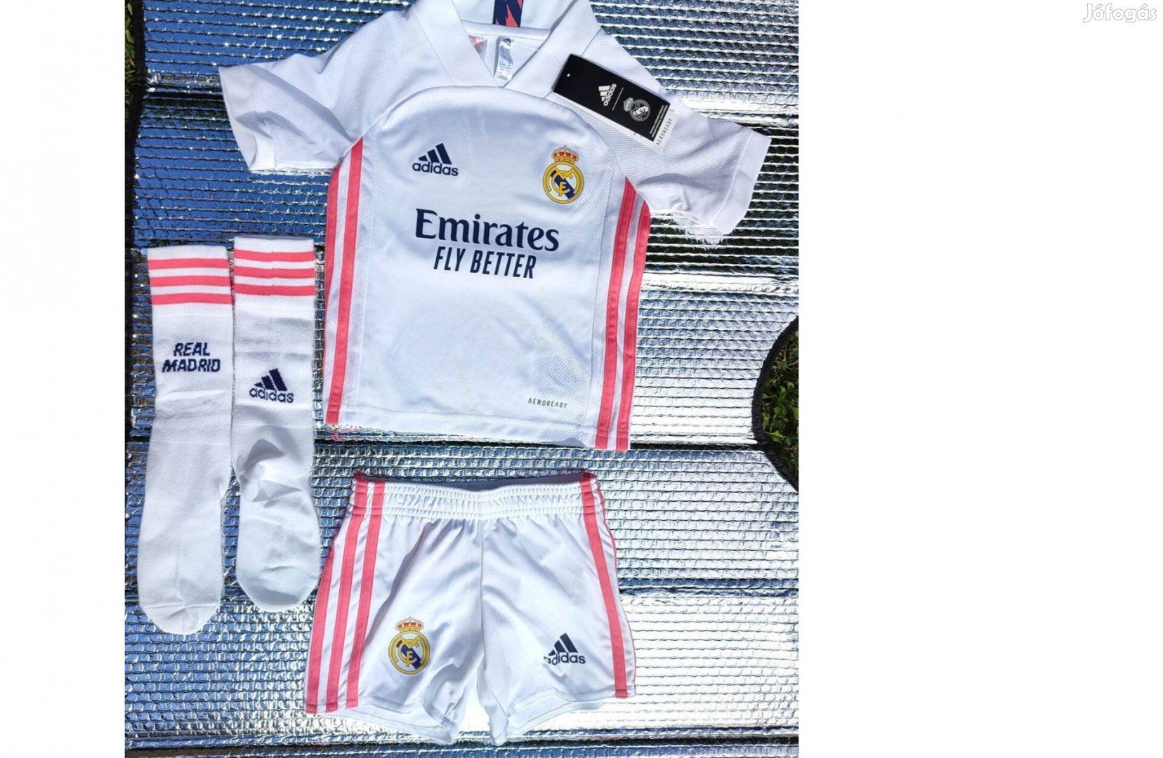 Real Madrid eredeti adidas fehér pink baby szett (92-es)