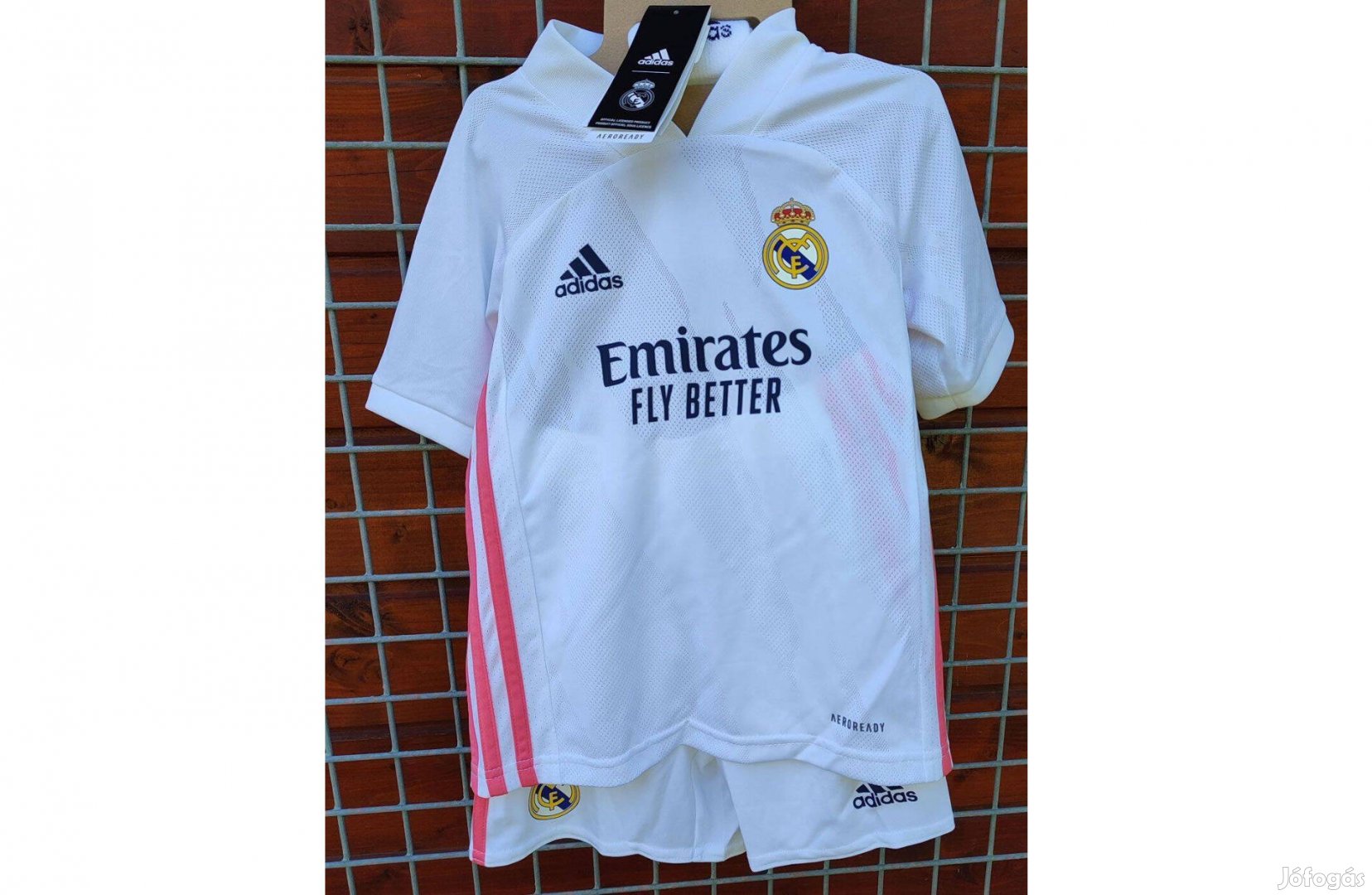 Real Madrid eredeti adidas fehér pink gyerek szett (2XS, 116-os)
