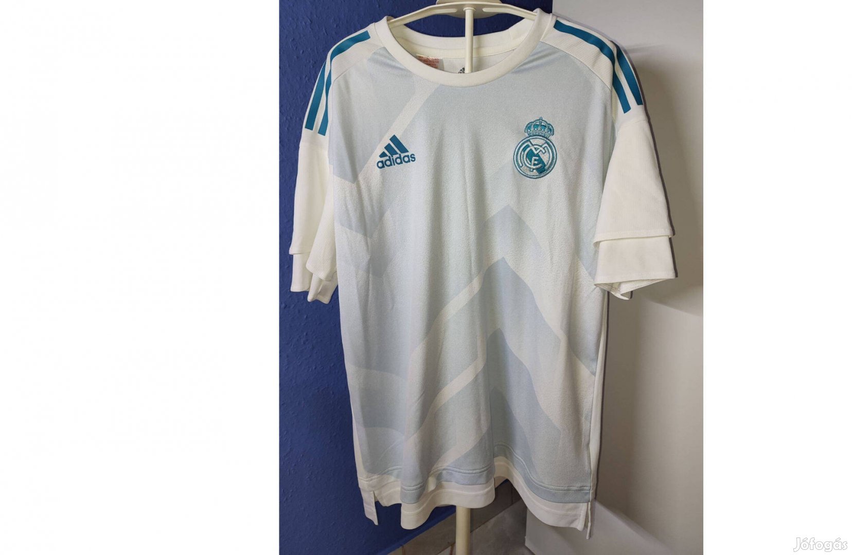 Real Madrid eredeti adidas fehér szürke edző mez (XL, 176)