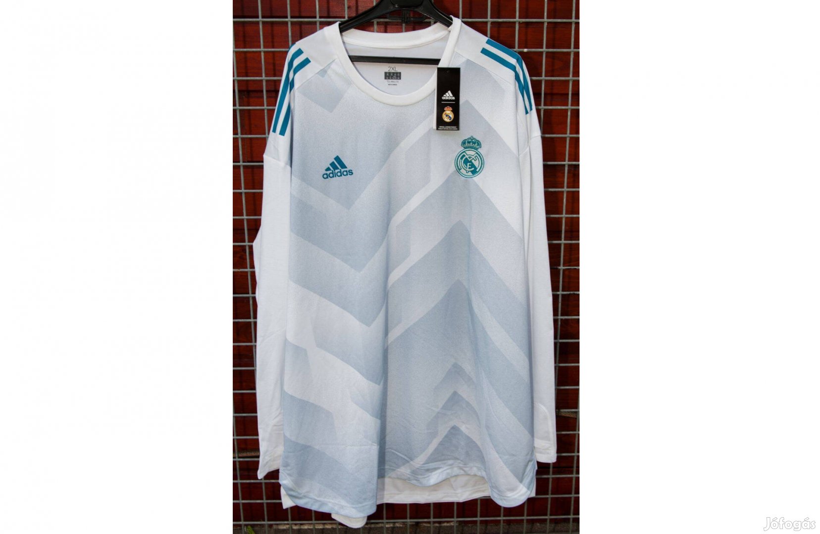 Real Madrid eredeti adidas fehér szürke hosszú ujjú felső (2XL)