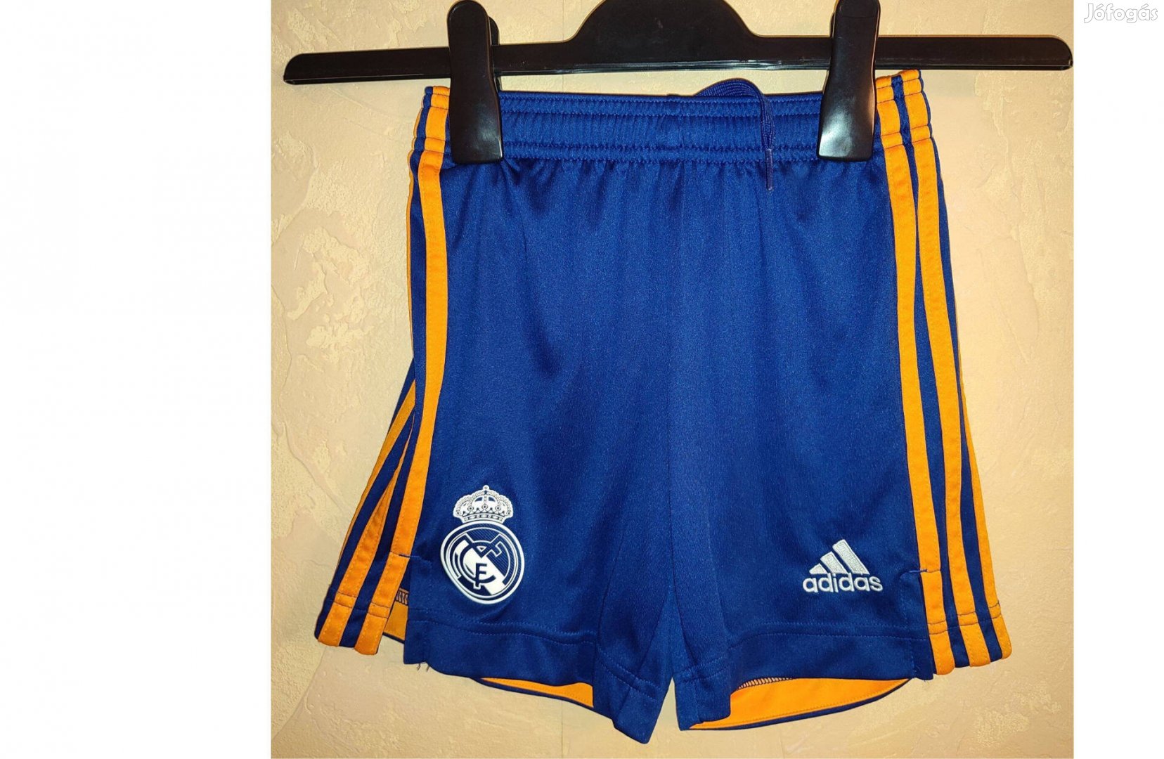 Real Madrid eredeti adidas kék rövid gyerek nadrág (128)