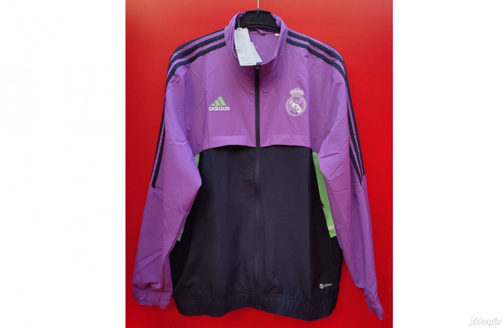Real Madrid eredeti adidas lila fekete cipzáras felső (L, XL)