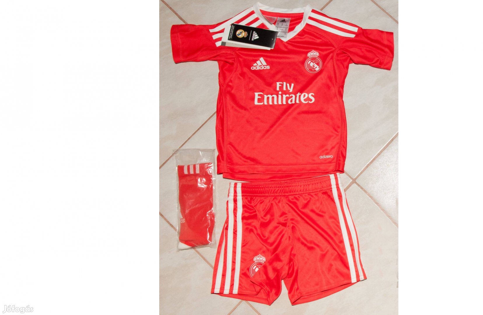 Real Madrid eredeti adidas piros -pink baby szett (98)