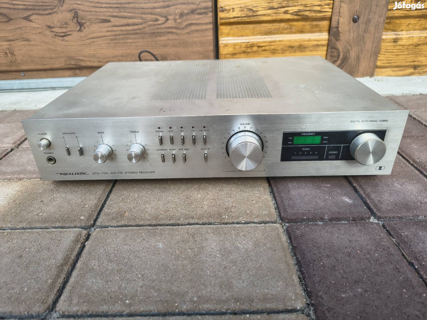 Realistic sta-720 erősítő hibás