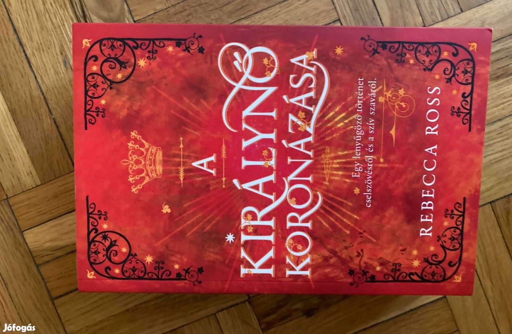 Rebecca Ross a királynő koronázása