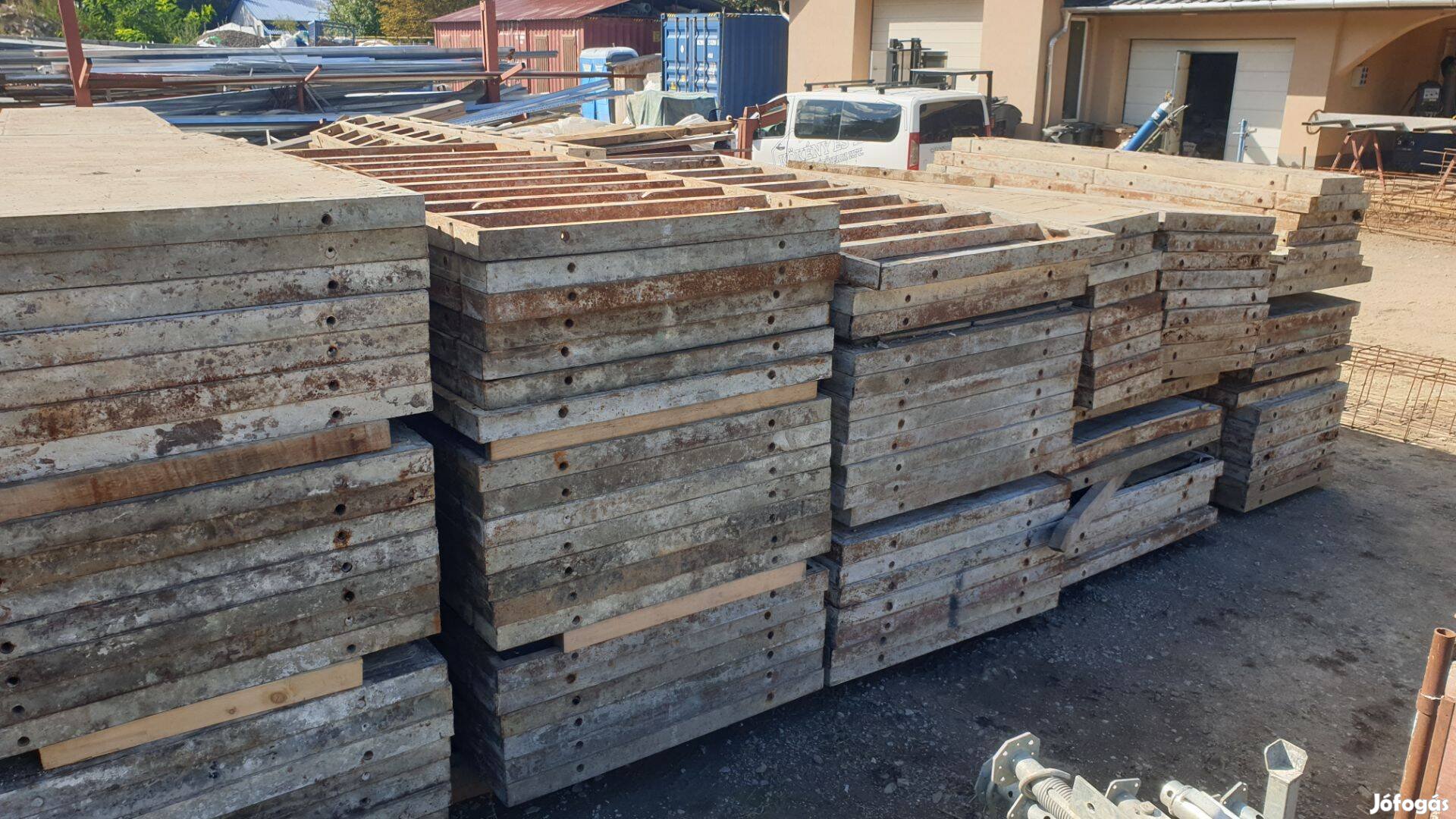 Reber falzsalu rendszer 560m2