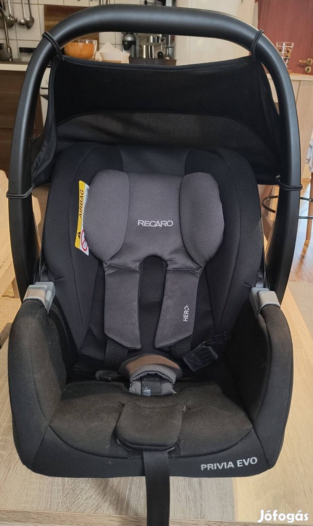 Recaro babahordozó + isofix talp + kiegészítők 