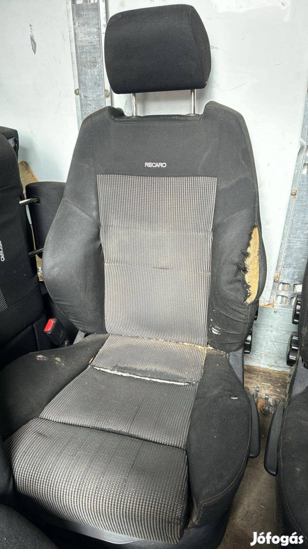 Recaro ülés szett , VW Golf IV ,Audi A3, Skoda combtámaszos nem légzsá
