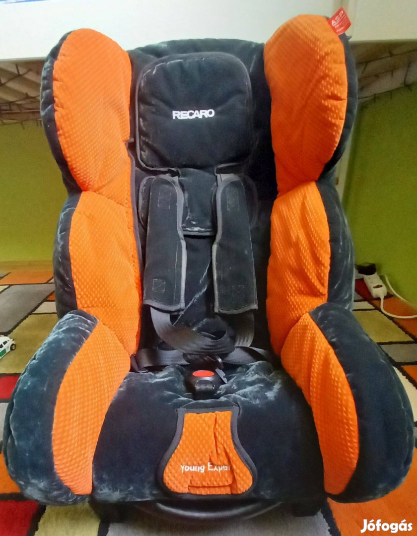 Recaro young expert gyermekülés 9-18kg