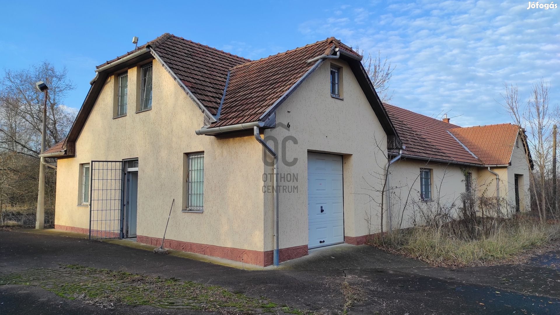 Recsk, a munkatáborhoz vezető úton ipari ingatlan eladó