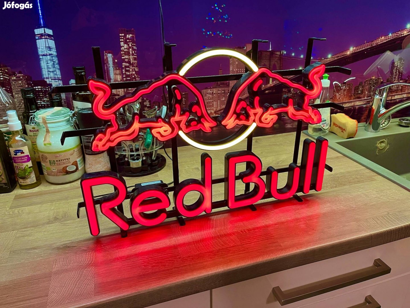 Red bull neon reklám 