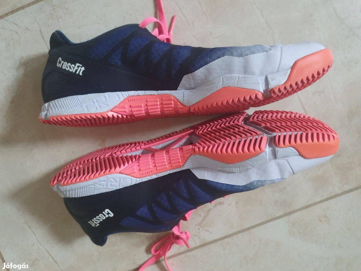 Reebok 37-es 37,5-es sportcipő edzőcipő